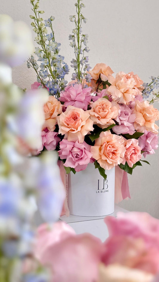 Amour Rose Reflexed  Luxury Bouquet