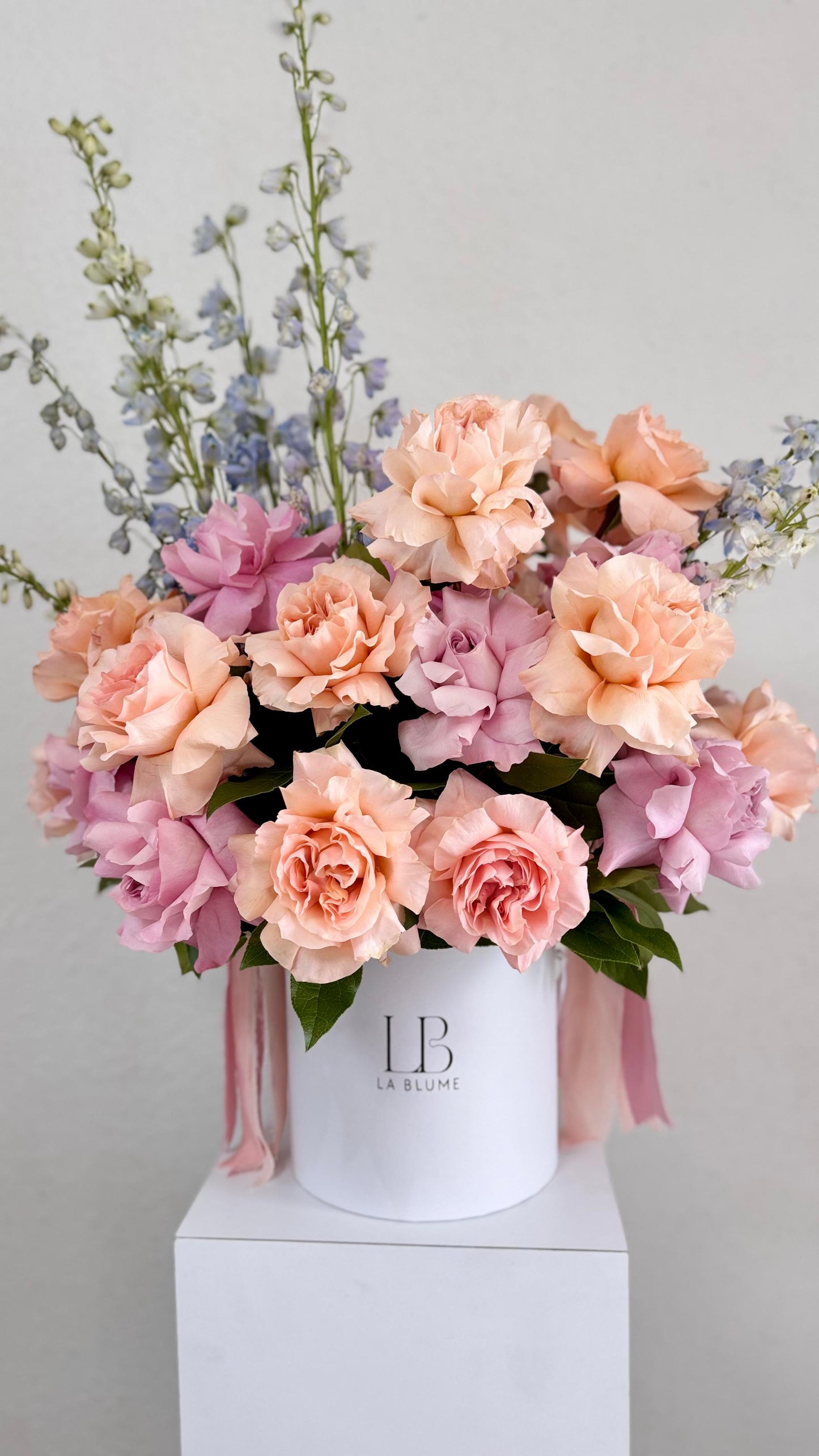 Amour Rose Reflexed  Luxury Bouquet